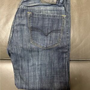 Diesel Men's Quratt Classic Blue Straight Jeans 31”x34”